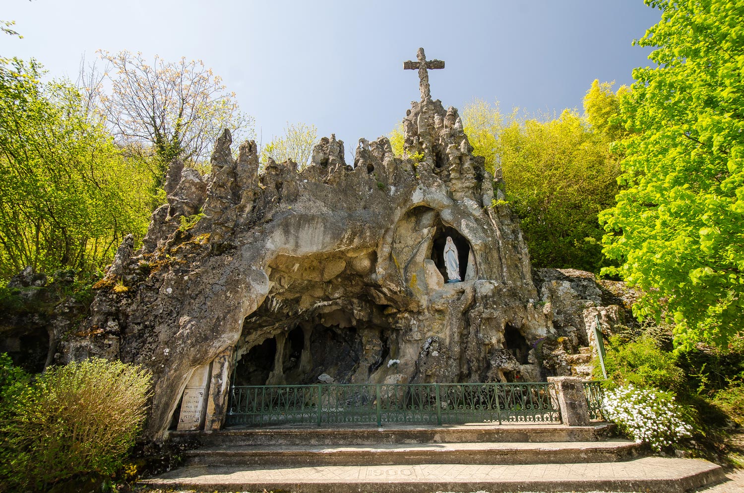 La Grotte de Sévrier on Lake Annecy